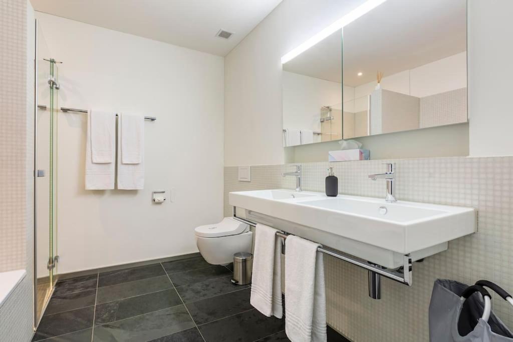 Luxus Wohnung Mit Garten زيورخ المظهر الخارجي الصورة