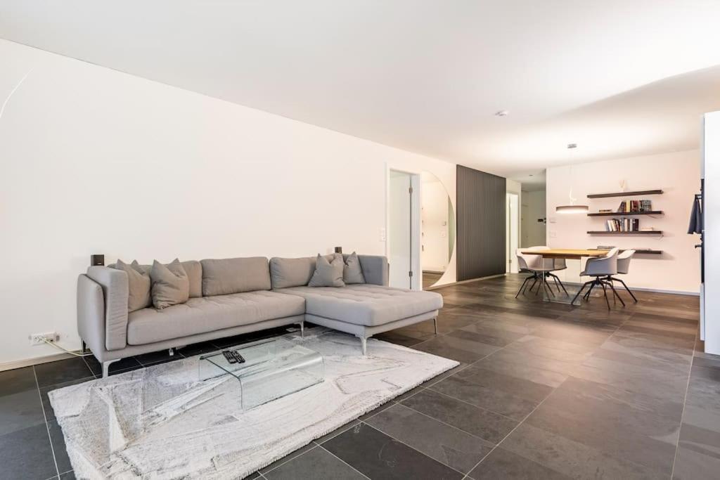 Luxus Wohnung Mit Garten زيورخ المظهر الخارجي الصورة